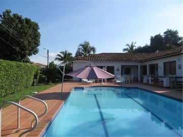 Casa Campestre en Alquiler Vacacional en Ricaurte- Cundinamarca