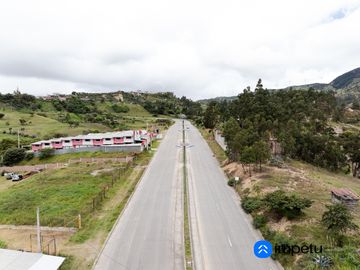 En venta terreno junto a la vía de integración barrial sector Carigán cerca de los moteles