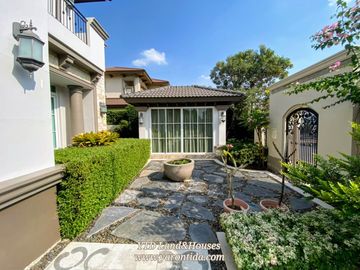 Luxury house For Sale at Nantawan Bangna km7 L-Size 53 M.THB