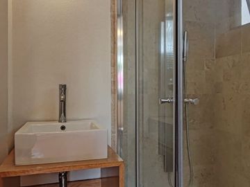 DEPARTAMENTO EN VENTA UBICADO A UNA CALLE DE CALZADA ZAVALETA