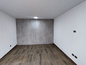 Exclusiva Residencia de Estreno con Diseño Excepcional estilo Mirador.