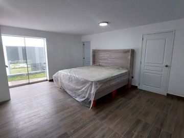 Exclusiva Residencia de Estreno con Diseño Excepcional estilo Mirador.