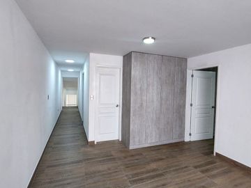 Exclusiva Residencia de Estreno con Diseño Excepcional estilo Mirador.