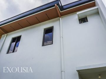 3 BEDROOM SINGLE ATTACHED UNIT LOCATED IN THE VILLAGES AT LIPA