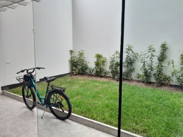 Venta Departamento 3 Dormitorios Semi Sótano San Isidro