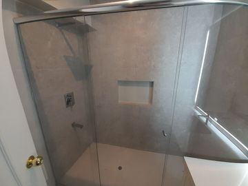 Venta Departamento 3 Dormitorios Semi Sótano San Isidro