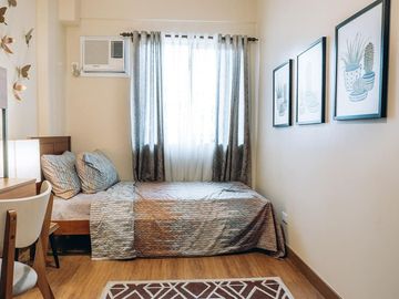 READY FOR OCCUPANCY 2 Bedroom Condo Unit in Paranaque CIty Near NAIA terminal