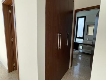 SE VENDE PENTHOUSE - LOMAS DE ANGELOPOLIS - PRECIO DE OPORTUNIDAD