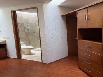 CASA EN RENTA O VENTA PEDREGAL FASE 1