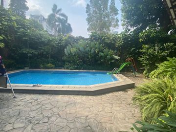 DIJUAL/DISEWAKAN RUMAH CANTIK (Cocok Untuk Kantor) CIPETE JAKARTA SELATAN.
