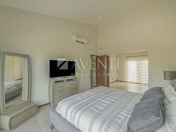 Casa amueblada en Venta, Lagos del Sol Residencial, Cancún Quintana Roo.