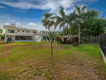 Casa amueblada en Venta, Lagos del Sol Residencial, Cancún Quintana Roo.