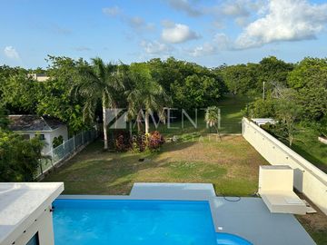 Casa amueblada en Venta, Lagos del Sol Residencial, Cancún Quintana Roo.