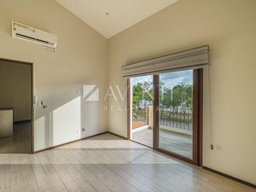 Casa amueblada en Venta, Lagos del Sol Residencial, Cancún Quintana Roo.