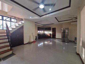 Spacious House For Sale Inside Beach Front Community in Minglanilla Cebu
