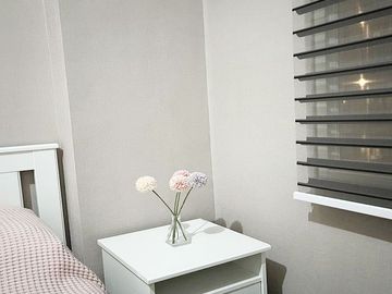 Sewa Apartemen Podomoro Golf View 2BR Dekat Stasiun LRT Harjamukti