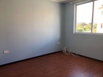 VENDO CASA ESQUINERA CON JARDINES Y TERRAZA CONJUNTO PINAR DE LA SIERRA