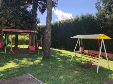 VENDO CASA ESQUINERA CON JARDINES Y TERRAZA CONJUNTO PINAR DE LA SIERRA