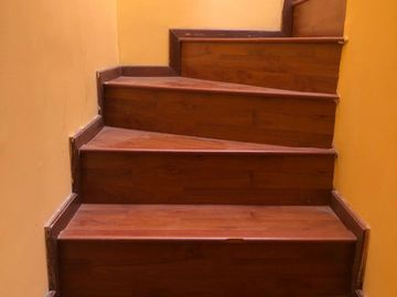 VENDO CASA ESQUINERA CON JARDINES Y TERRAZA CONJUNTO PINAR DE LA SIERRA