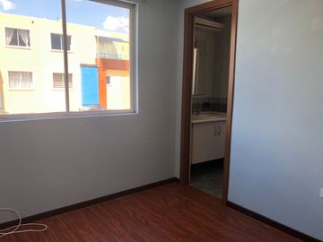 VENDO CASA ESQUINERA CON JARDINES Y TERRAZA CONJUNTO PINAR DE LA SIERRA