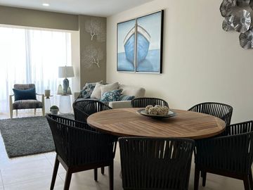 VENTA- Condominio en Crystal Bay frente al mar