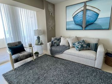 VENTA- Condominio en Crystal Bay frente al mar