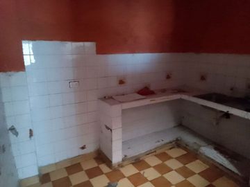 VIVIENDA TALLER COMO TERRENO CERCADO DE LIMA