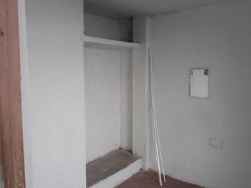 VIVIENDA TALLER COMO TERRENO CERCADO DE LIMA