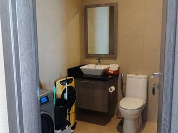 A Beachfront Luxury Condo for Rent in Mactan Lapu-Lapu, Cebu.