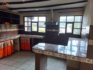Terreno de venta en Otavalo junto a la ciudadela Ángel Escobar, 1 ha