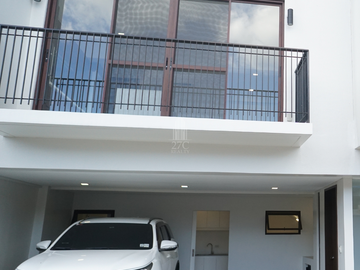 Townhouse for sale in P. Tuazon Blvd Cubao, Quezon City