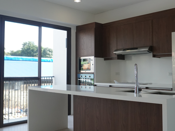 Townhouse for sale in P. Tuazon Blvd Cubao, Quezon City