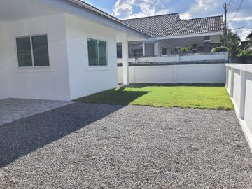 House for sale, size 4 bedrooms, 2 bathrooms, 67 sq m., corner plot.   Khum Phaya Garden Home Project, Soi 11, Chiang Mai-Hang Dong Road.     Opposite