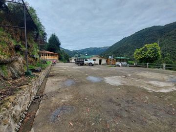 hacienda lechera ganadera de venta sector vía a soldados a 12 minutos de Cuenca