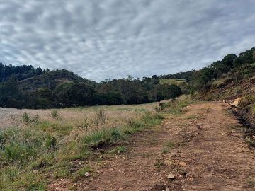 hacienda lechera ganadera de venta sector vía a soldados a 12 minutos de Cuenca
