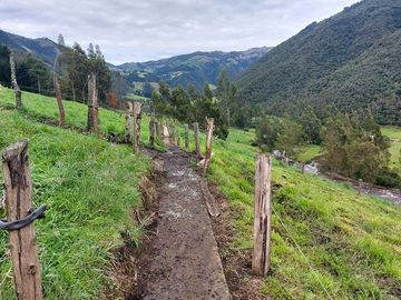 hacienda lechera ganadera de venta sector vía a soldados a 12 minutos de Cuenca
