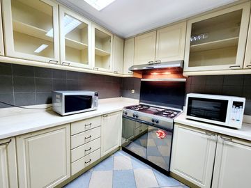 Dijual Apartemen Bukit Golf Hill Terraces View Golf 3 Bedroom