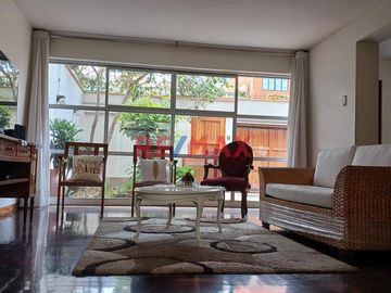 Venta De Casa De 220 M2 A 415 Mil Dolares