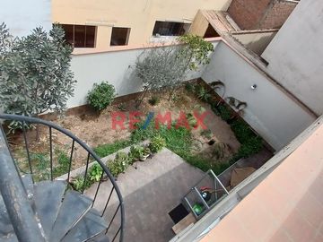 Venta De Casa De 220 M2 A 415 Mil Dolares