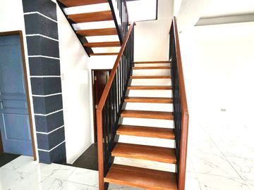 RFO 4-Bedroom House & Lot For Sale With A Beautiful Mountain View in Taytay Rizal