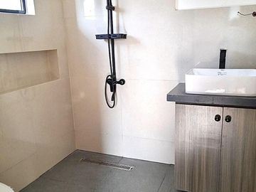 RFO 4-Bedroom House & Lot For Sale With A Beautiful Mountain View in Taytay Rizal