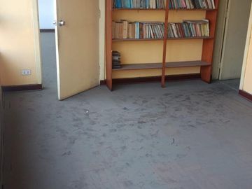 Hermoso Departamento En Venta En El Centro De Lima: Espacio Estratégico Con Encanto Colonial