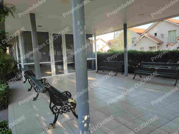 SE VENDE CASA HUECHURABA LA LIGURIA 203 mts2 3D 3B + 2 estac