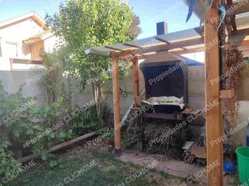 SE VENDE CASA HUECHURABA LA LIGURIA 203 mts2 3D 3B + 2 estac