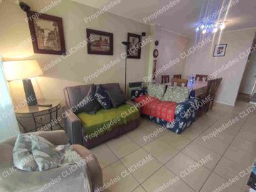 SE VENDE CASA HUECHURABA LA LIGURIA 203 mts2 3D 3B + 2 estac