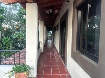 CASA EN RENTA EN SANTIAGO EL CERCADO N.L.