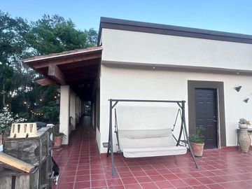CASA EN RENTA EN SANTIAGO EL CERCADO N.L.