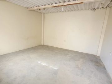 REMATE DE CASA CERCA DE AVENIDA MÉXICO Y SAENZ PEÑA EN CHICLAYO