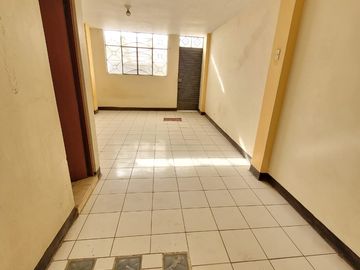 REMATE DE CASA CERCA DE AVENIDA MÉXICO Y SAENZ PEÑA EN CHICLAYO