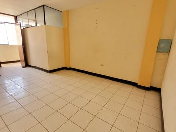 REMATE DE CASA CERCA DE AVENIDA MÉXICO Y SAENZ PEÑA EN CHICLAYO